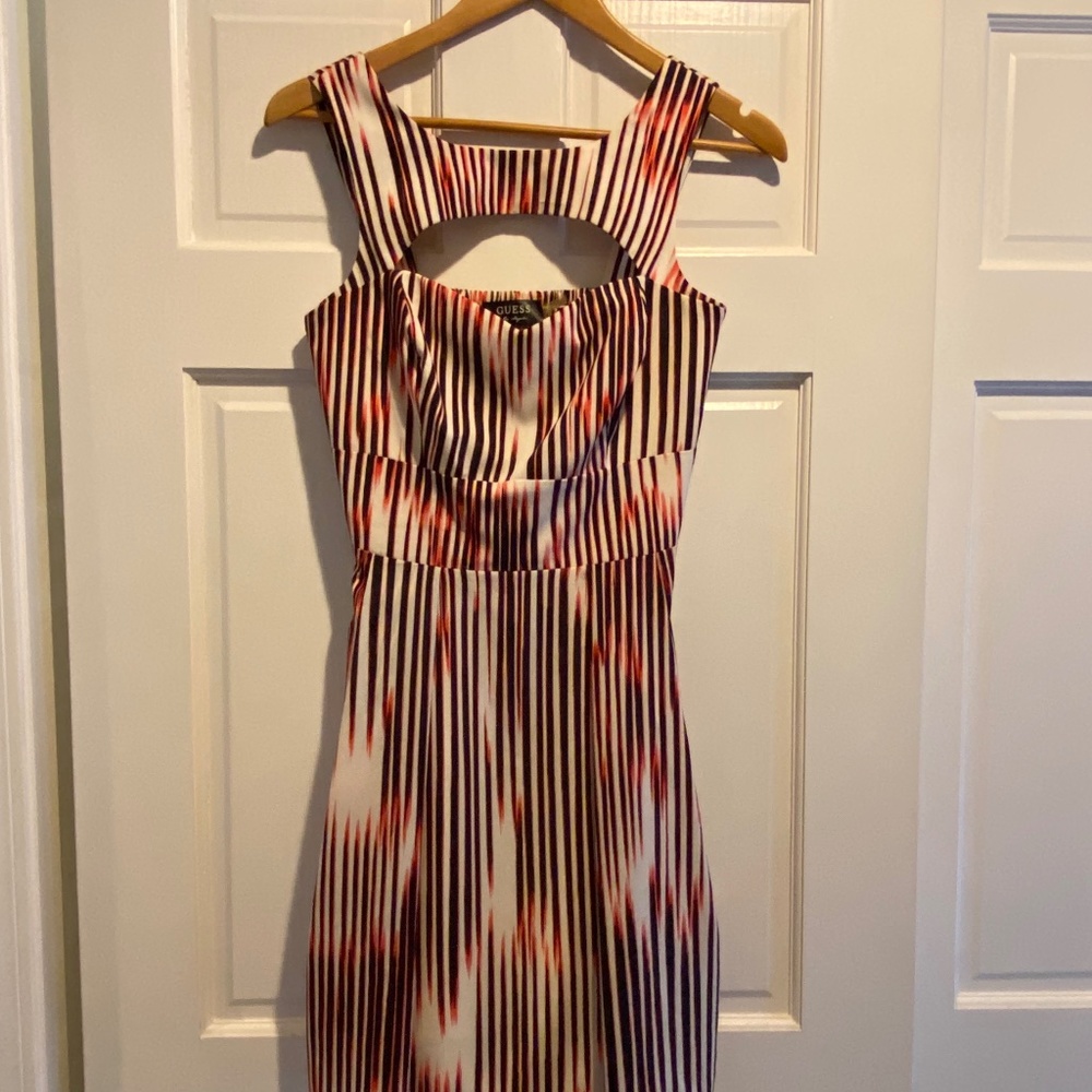 Guess Sundress, Size 6, Red/Black/Off-white, Above the knee length